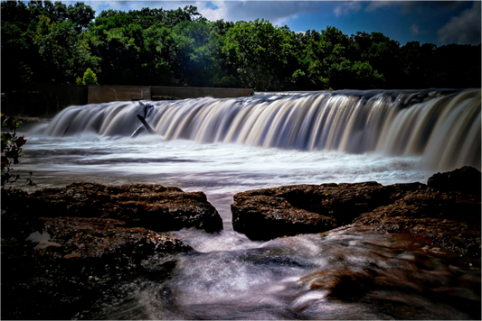 Main image Grand Falls in Shadow